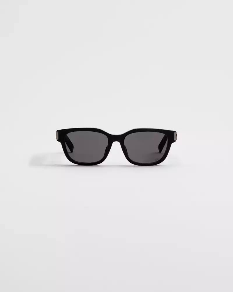 ICONS1FXR14A0_SBG_E01-1